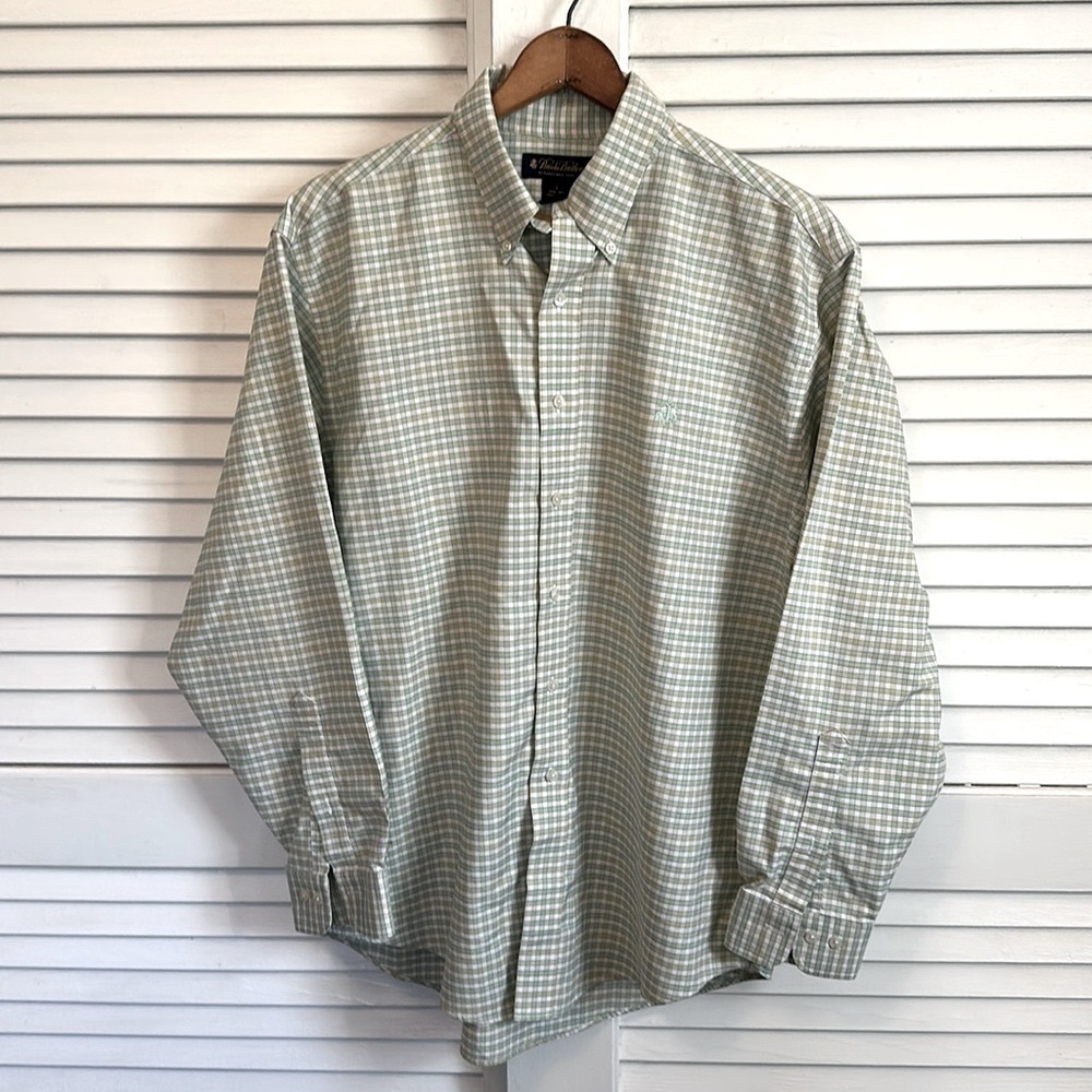 Men’s Brooks Brothers Button Down Polo with logo size Large